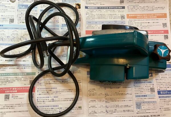 マキタ 電動カンナ モデル1900B中古