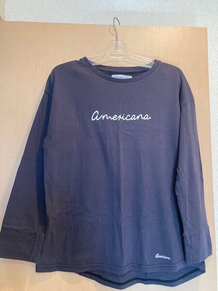 タイムセール Americana 長袖Tシャツ