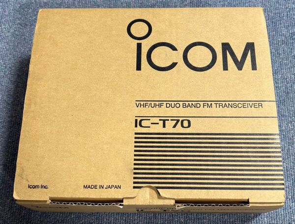 ICOM IC-T70 VHF/UHF DUO BAND FM TRANSCEIVER
