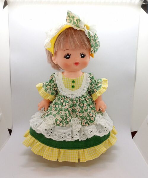 メルちゃん ソランちゃんサイズ ハンドメイド グリーンのお花と黄色のロングワンピース&髪飾り S5-99