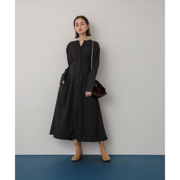 新品 未使用 URBAN RESEARCH ウエストタックワンピース