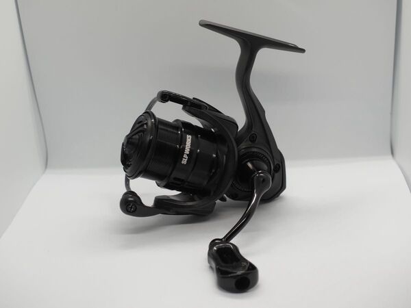 ダイワ DSLT1000S-P ディスプラウト スピニングリール エリアトラウト 限定品 マイクロスプーン SLPワークス