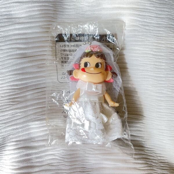 【非売品 未開封】不二家 ペコちゃん 人形 キーホルダー