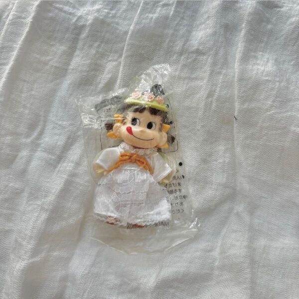 【非売品 未開封】不二家 ペコちゃん 人形 キーホルダー