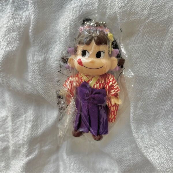 【非売品 未開封】不二家 ペコちゃん 人形 キーホルダー