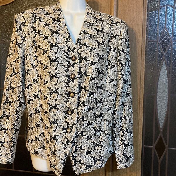大きいサイズ15号 刺繍 ラメ レースジャケット 日本製 結婚式 マダム 発表会 パーティ 七五三にも♪