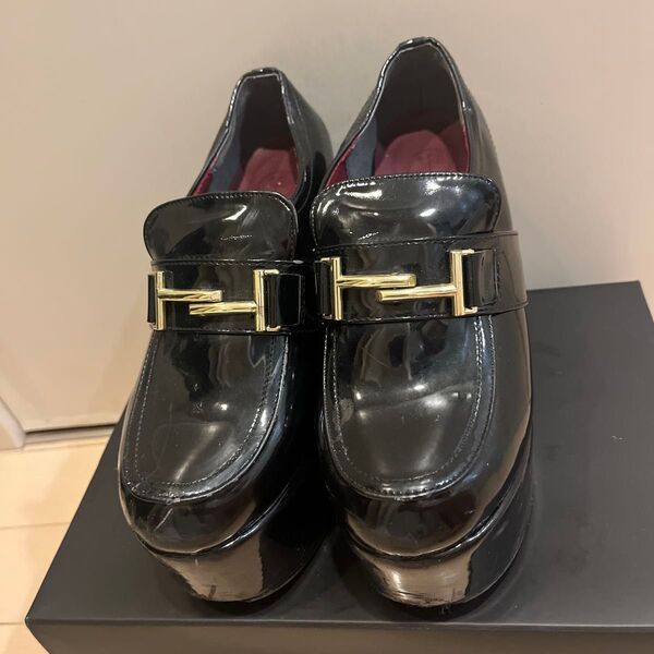 YOSUKE ヨースケ ローファー 厚底パンプス エナメル Mサイズ