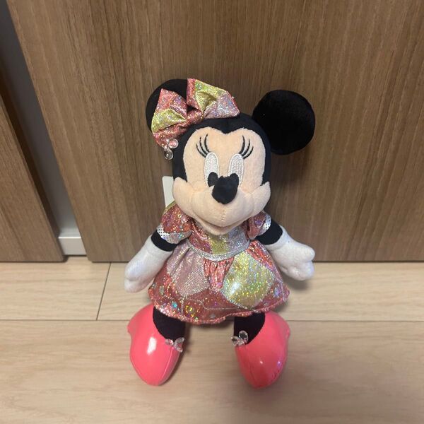 ナイトフォールグロウ ミニー ぬいぐるみバッジ