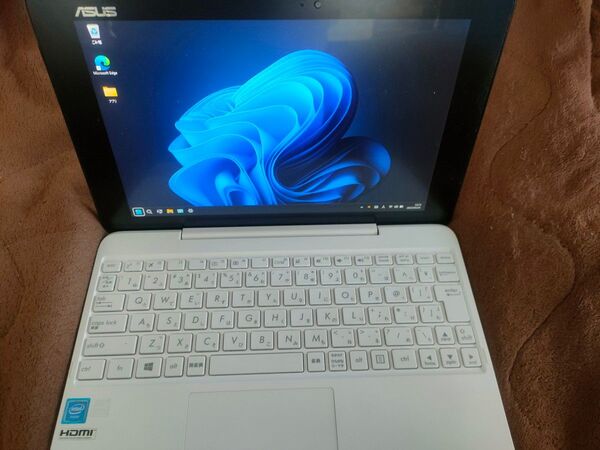 ⑦ASUS TransBook T100H 10.1型 2in1 Windows11 24H2 4GB・64GB