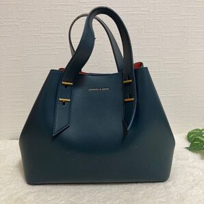 CHARLES & KEITH ネイビー グリーントートバッグ