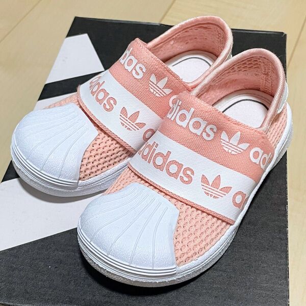 adidas*13cm*ベビースニーカー スリッポン