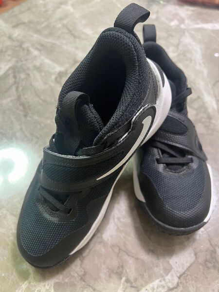 NIKE ナイキ バスケットボールシューズ