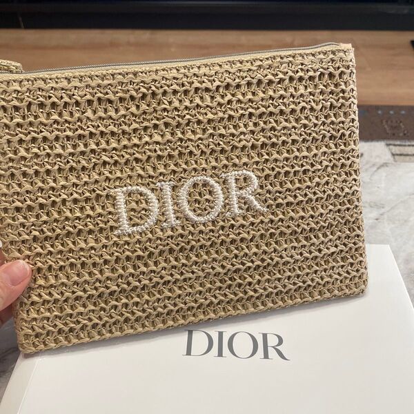 週末値下げ Dior ノベルティ ポーチ ベージュ