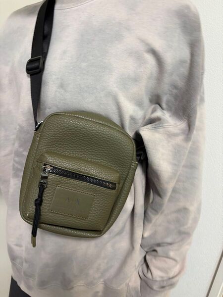 A/X Armani Exchange ショルダーバッグ カーキ