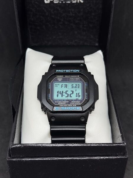 G-SHOCK GW-M5610BA 電波ソーラー 稼働美品 付属品完備ブルーレアカラー廃盤品 ガラス傷なし
