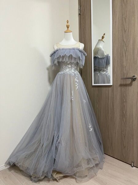 ウエディングドレス カラードレス 結婚式 演奏会 ブライダルフェア 前撮り ブライダル プリンセスタイプ 披露宴