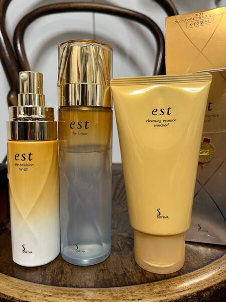 est 未使用クレンジング、使用化粧水、美容液は残量少