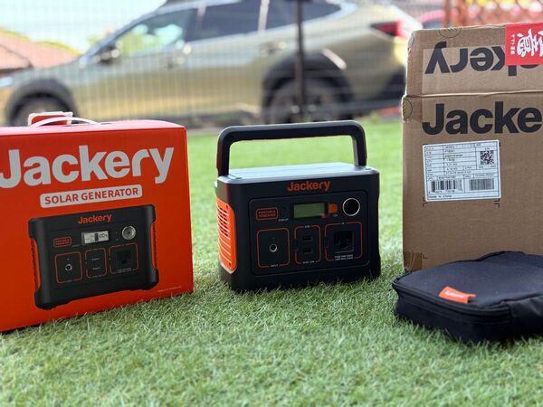 【価格交渉OK】新品未使用 Jackery ポータブル電源400