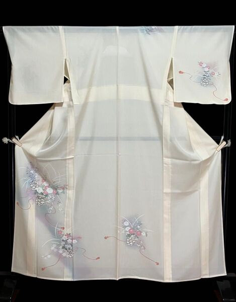 夏着物 絽 付下げ 正絹 花籠 花文 美品 イ5616