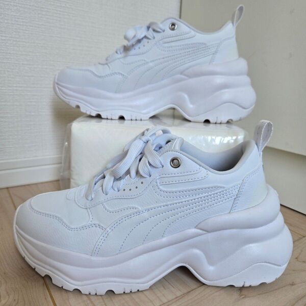 PUMA プーマ ウィメンズ シリア ウェッジ スニーカー 厚底 ホワイト 白 WHITE