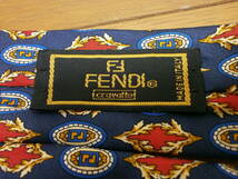 中古良品 FENDI フェンディ 総柄 ネクタイ MADE IN ITALY シルク_画像3