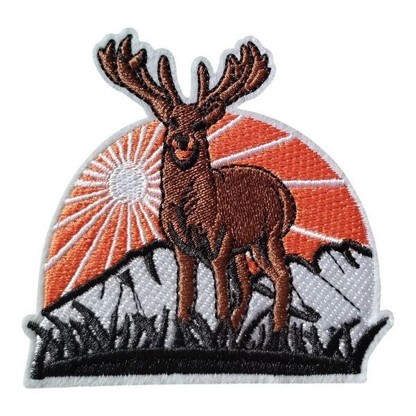 Y-72【 アイロンワッペン 】 刺繍ワッペン アップリケ リメイク 山 マウンテン MOUNTAIN 鹿 シカ アウトドア