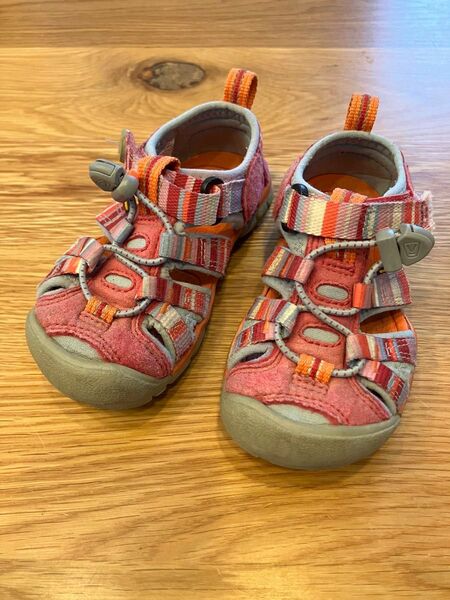 KEEN 子供用水陸両用サンダル 15センチ