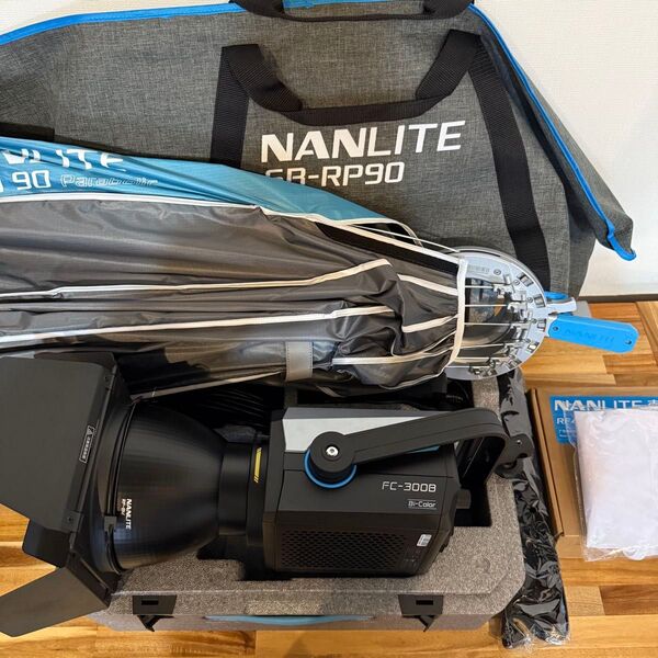 NANLITE FC-300B ソフトボックス+バーンドア