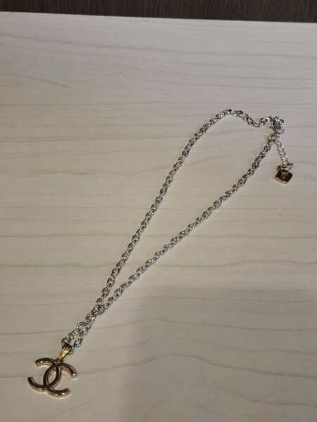 新品 正規品 シャネル チャーム 社外ネックレス付き