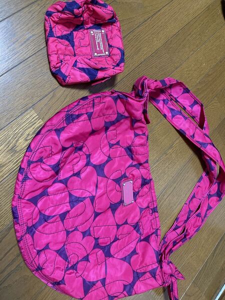 MARC BY JACOBS マークバイマークジェイコブス ショルダーバッグ ポーチ付き