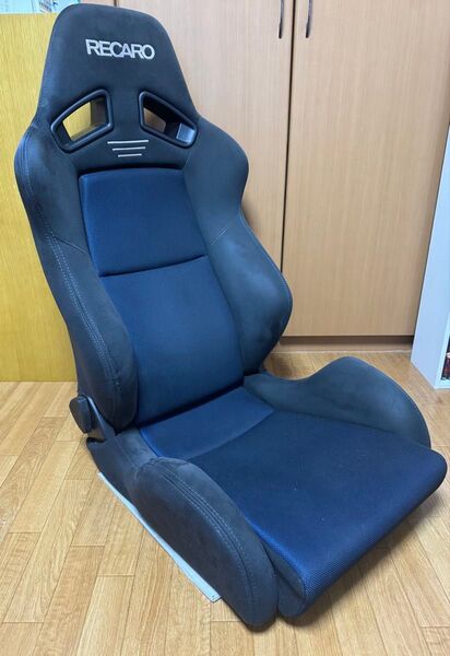 送料込み RECAROシート セミバケットシート SR-7 GK100 BL/BK 限定青ステッチ入り 廃盤
