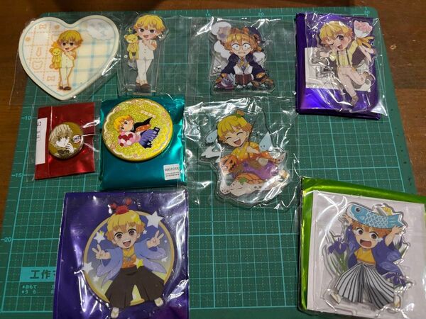鬼滅の刃 我妻善逸 アクリルスタンド6点 缶バッジ2点 アクリルコースター まとめ売り