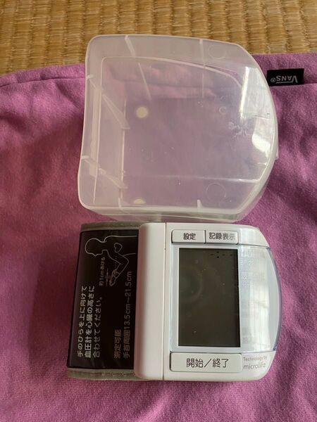タニタ電子血圧計 BP-210 手首式