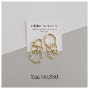 350 不規則サークル ピアス イヤリング シンプル 揺れる 普段使い