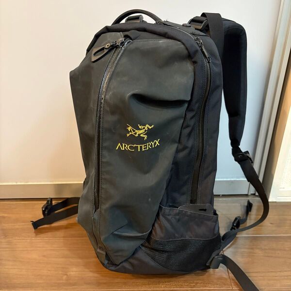 【美品】ARC'TERYX arrow22 アークテリクス アロー22 リュック