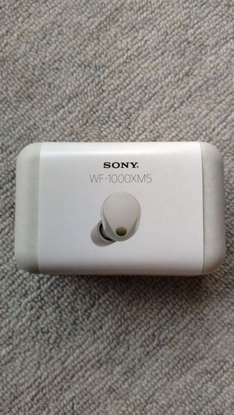 【新品未使用】ワイヤレスイヤホン SONY WF-1000XM5 シルバー