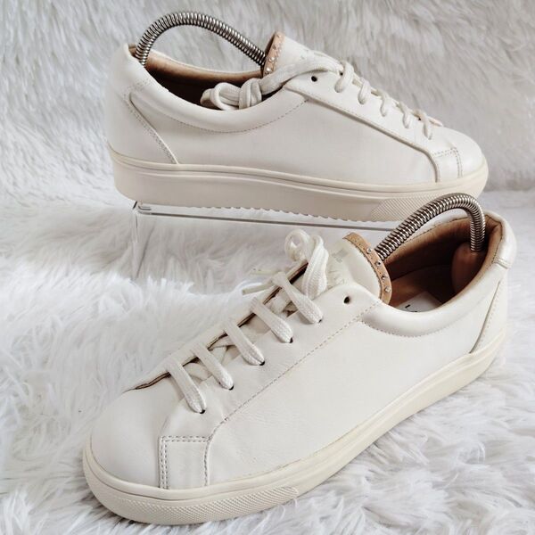 美品! LANVIN en Bleu 23 レースアップスニーカー レザー 白