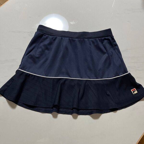 FILA スコート ネイビー M フィラスカート