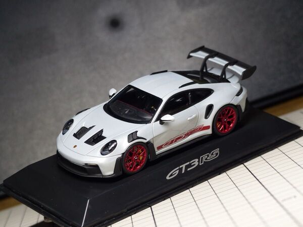 スパークモデル spark 1/43 ポルシェ PORSCHE 911 992 GT3 RS 特注