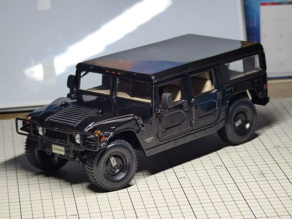 マイスト maisto 1/18 ハマー HUMMER H1