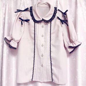 Honey Cinnamon ショルダースリットリボンブラウス