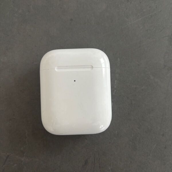 Apple AirPods エアーポッズ 充電ケース 本体 Airpods