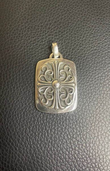 《美品》数ある限り ネックレス ペンダント トップ シルバー925 silver クロス