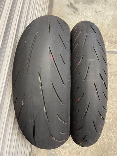 美品800km走行ブリヂストンS22 190/50ZR17 120/70ZR セット売り