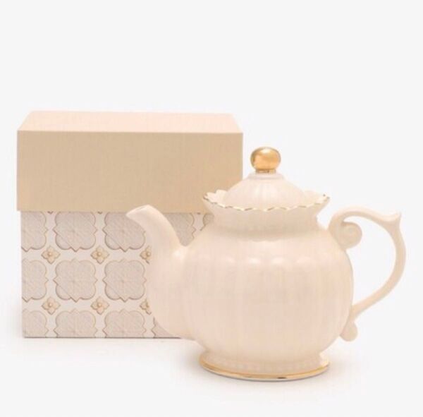 お値下げ不可 ティーポット KUNIKA Afternoon Tea LIVING アフタヌーンティー・リビング ホワイト