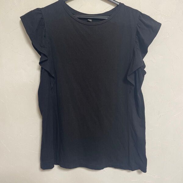 ユニクロ フリルスリーブTシャツ ブラック M