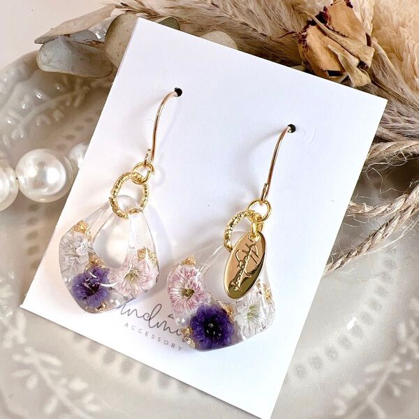 No.1099 ハンドメイド かすみ草 パープル レジン ピアス イヤリング
