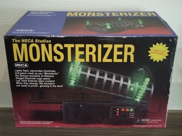 ネカ モンスターライザー ヴィンテージデザインジオラマ ジオラマ フィギュア NECA STUDIOS MONSTERIZER