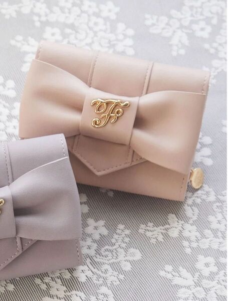Maison de FLEUR ベルトリボンウォレット ピンク