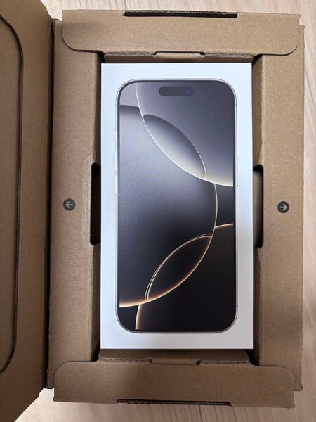iPhone16 pro SIMフリー ナチュラルチタニウム 256GB